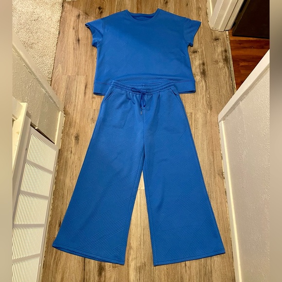 Blue Lounge Set - Picture 1 of 2